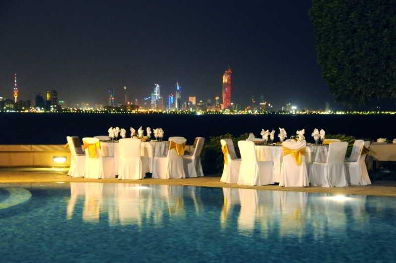 Marina Hotel Kuwait Salmiya Exterior foto