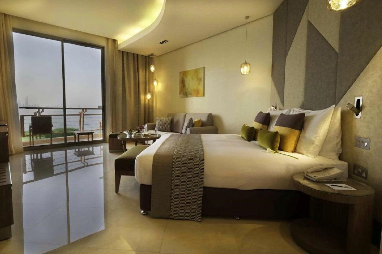 Marina Hotel Kuwait Salmiya Exterior foto